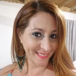 Meet your Posher, Raquel